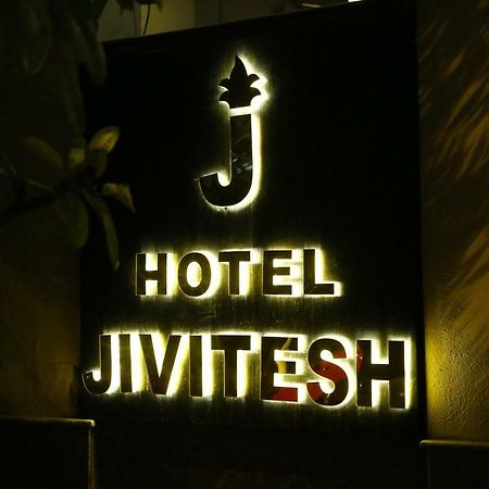 Hotel Jivitesh Delhi  Eksteriør billede