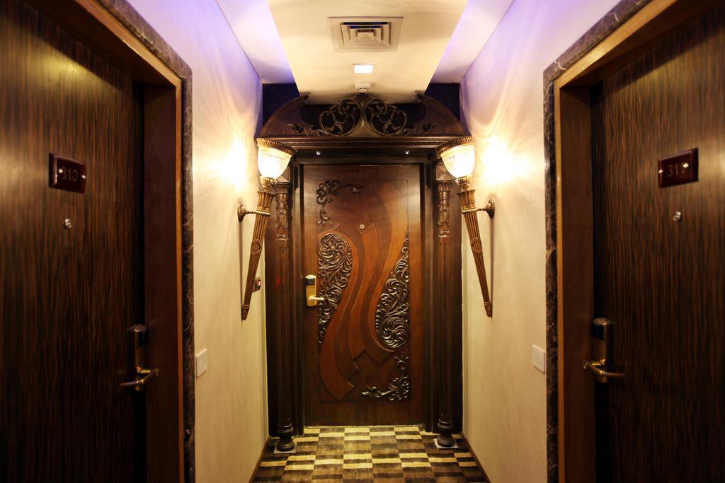 Hotel Jivitesh Delhi  Eksteriør billede