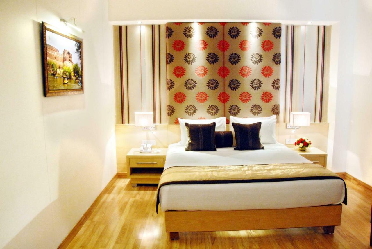 Hotel Jivitesh Delhi  Eksteriør billede